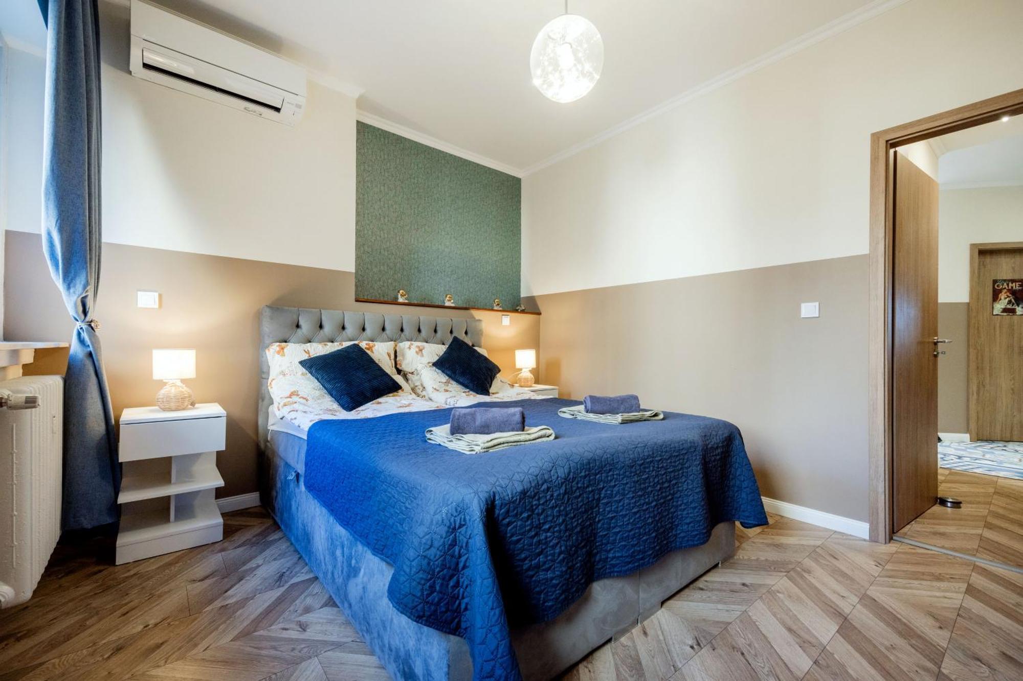 Apartment Nehru *
