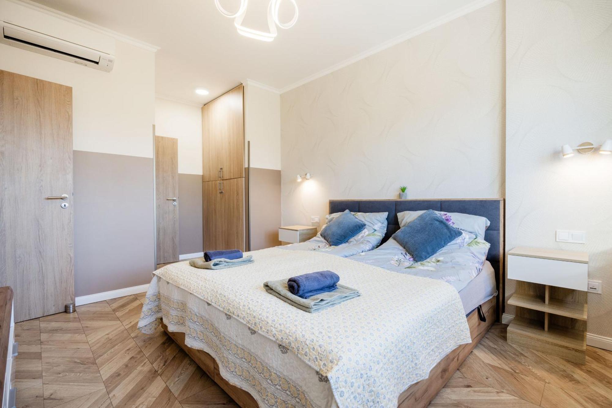 Apartment Nehru